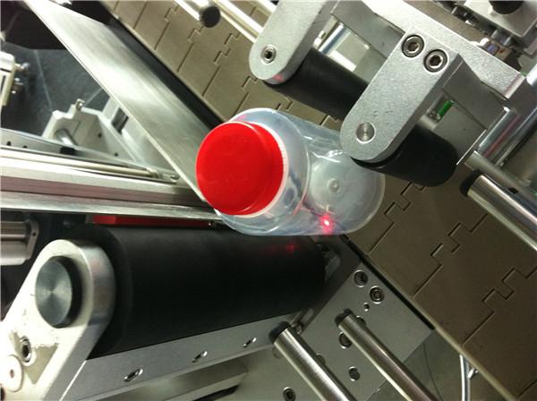 Peiriant Labelu Sticer Botel Rownd Pawpaw / Guava ar gyfer Maes Yfed