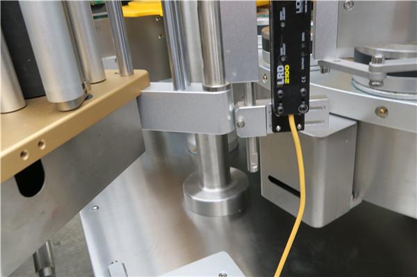 Peiriant Labelu Sticer Rotari Cyflymder Uchel Gyda Gwregys Opsiynau Peiriant Llenwi