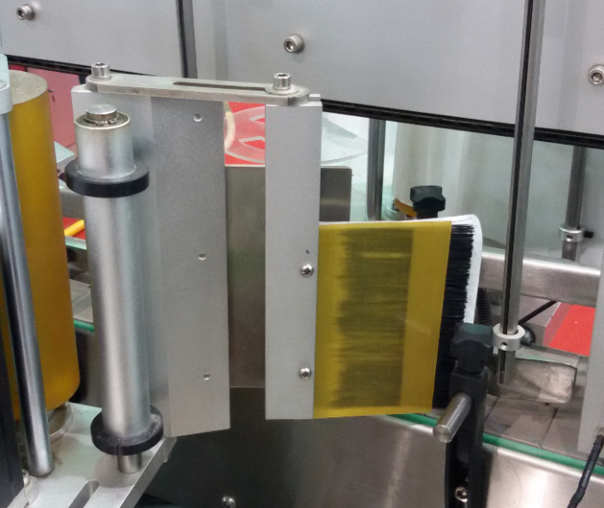 Peiriant Labelu Sticer Ochr Ddwbl Labeler Botel Awtomatig ar gyfer Pouches yn sefyll i fyny