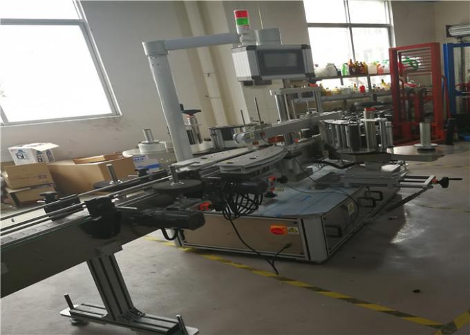 Peiriant Labelu Sticer Hunan Gludiog Ar gyfer Labeli Stic 3 Botel Cemegol, Dŵr