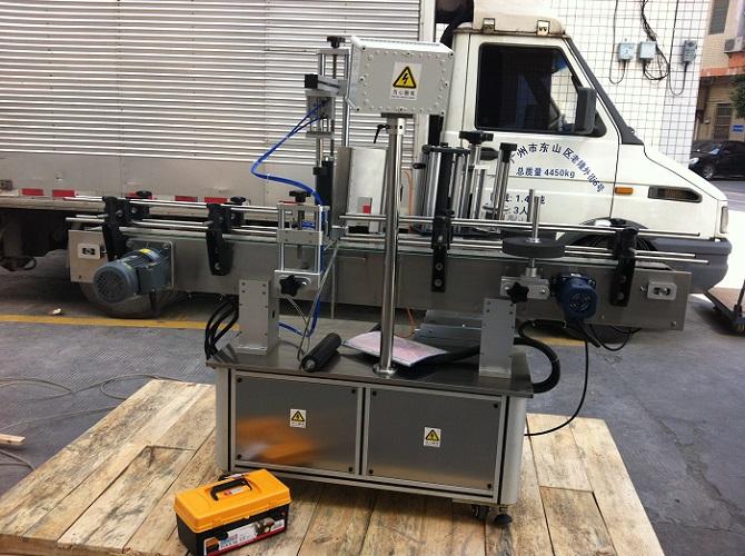 Peiriant Labelu Sticer Potel Rownd Ddeuol Label Deuol Uchel ar gyfer label adhesvie