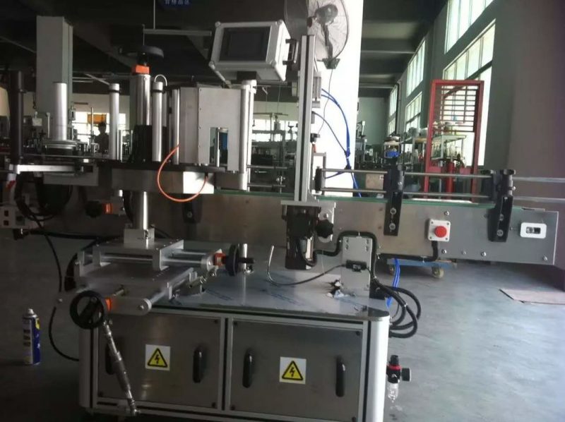 Peiriant Labelu Sticer Botel Rownd Ffrwythau / Llysiau Tsieina Ar gyfer cyflenwr y Diwydiant Diod