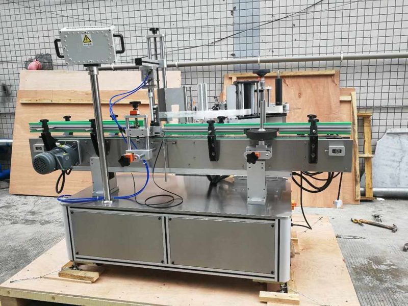 Peiriant Labelu Sticer Botel Rownd Pawpaw / Guava ar gyfer cyflenwr Maes Yfed